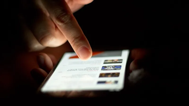 Vier seconden, één boodschap: hoe oogsporende data je reclame redt van de wegklik